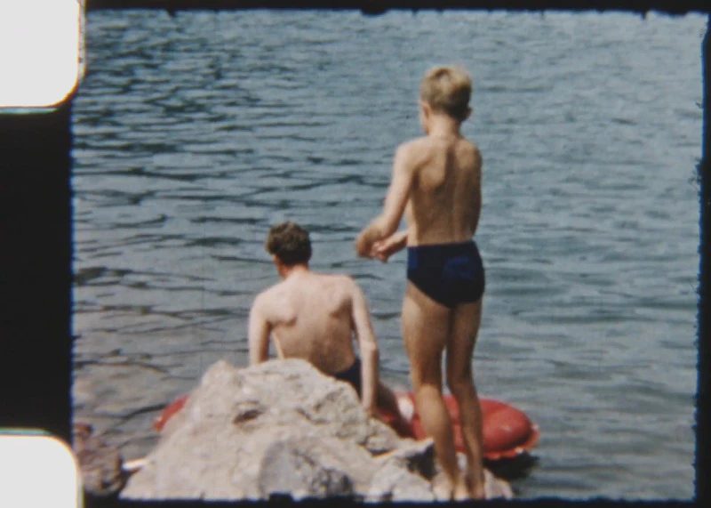 11组复古蒙太奇8mm胶片模拟湖边露营度假真实拍摄视频素材 ArtList – Camping by the Lake Vintage – FHD Collections