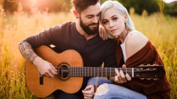 现代温暖活力流行婚礼结婚照人像摄影调色Lightroom预设包 Dvlop – Visual Flow – Modern Pack