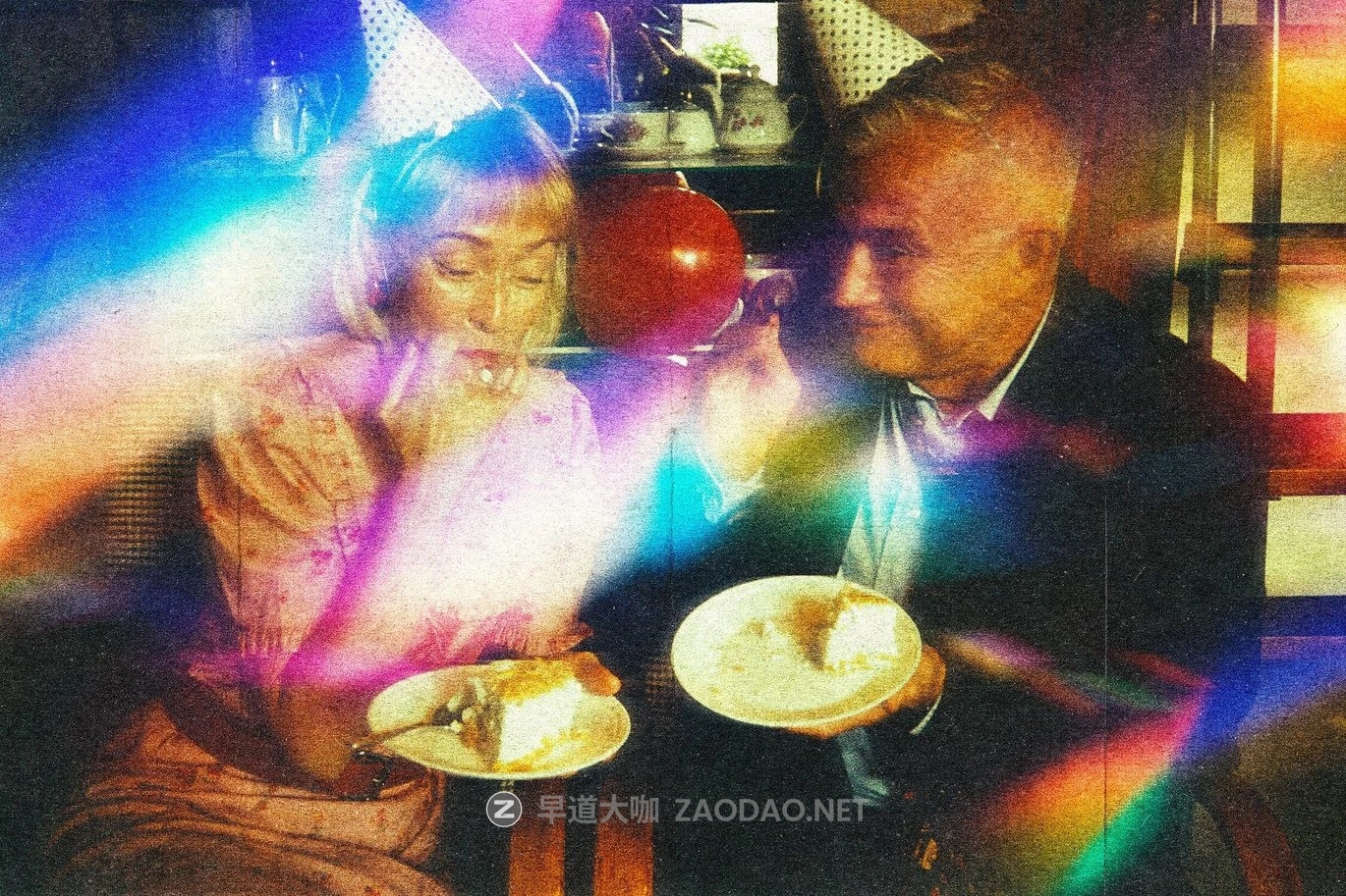 棱镜折射漏光扭曲照片效果ps特效滤镜样机 Prism Leak Photo Effect插图6 棱镜折射漏光扭曲照片效果ps特效滤镜样机 Prism Leak Photo Effect插图6