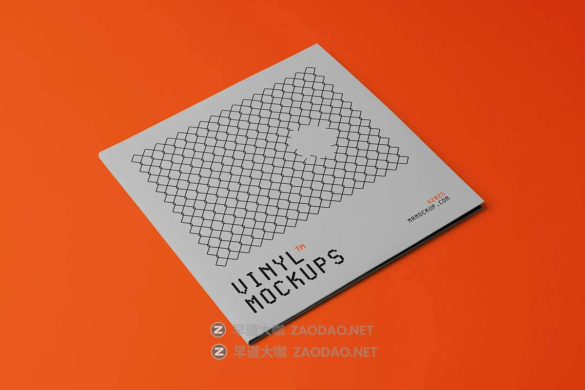 12款黑胶唱片音乐CD碟片专辑封面包装设计作品ps展示效果图样机模板 Vinyl Mockups by Mr.Mockup插图10 12款黑胶唱片音乐CD碟片专辑封面包装设计作品ps展示效果图样机模板 Vinyl Mockups by Mr.Mockup插图10