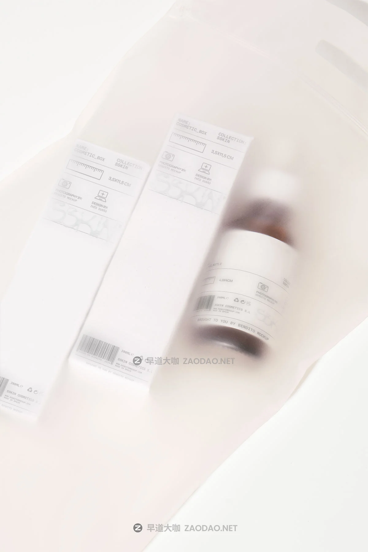 7款高级美容化妆品精华洗面奶护手霜按压瓶滴灌瓶包装设计展示效果图PS贴图样机模板 Bendito.Mockup – Sskin Collection P3插图6 7款高级美容化妆品精华洗面奶护手霜按压瓶滴灌瓶包装设计展示效果图PS贴图样机模板 Bendito.Mockup – Sskin Collection P3插图6