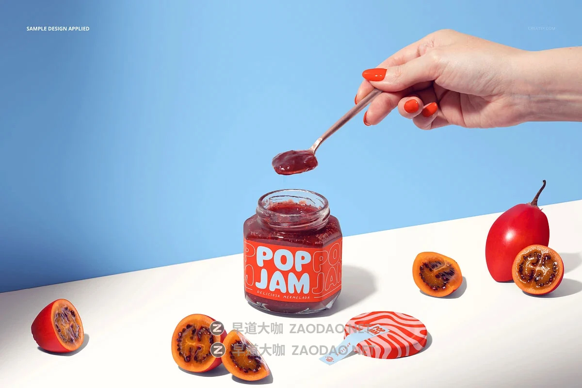 8款高级蔬菜番茄水果糖浆辣椒酱蜂蜜玻璃瓶贴纸设计展示效果图psd样机模板 Tamarillo Jam Jar Mockup by Creatsy®插图4 8款高级蔬菜番茄水果糖浆辣椒酱蜂蜜玻璃瓶贴纸设计展示效果图psd样机模板 Tamarillo Jam Jar Mockup by Creatsy®插图4