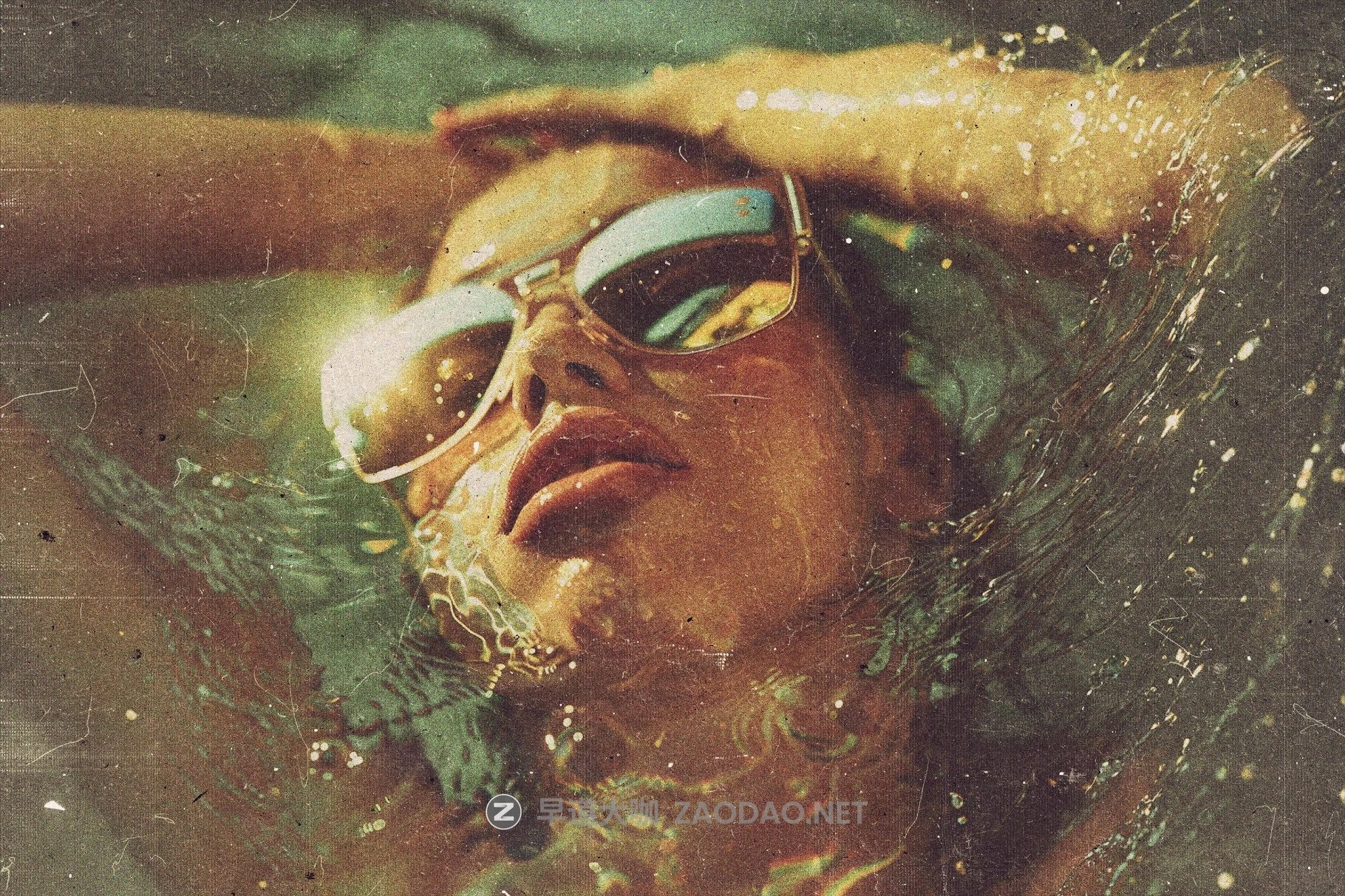 复古做旧划痕照片效果ps特效滤镜样机 Faded Vintage Postcard Photo Effect插图2 复古做旧划痕照片效果ps特效滤镜样机 Faded Vintage Postcard Photo Effect插图2