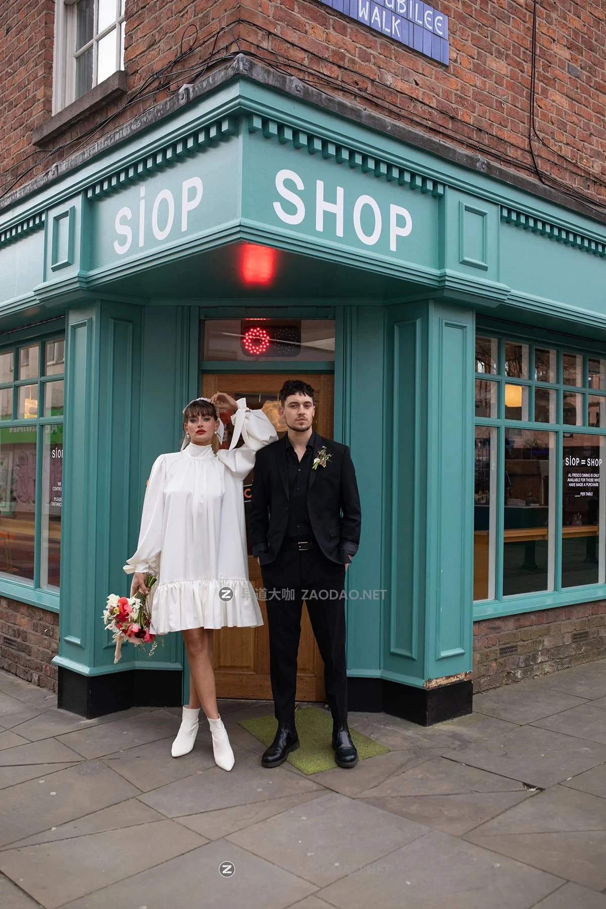 经典Lomo相机电影胶片模拟梦幻鱼眼对焦边缘光泽怀旧情侣结婚照旅拍摄影调色Lightroom预设 Archipelago Quest 49 – Lomora插图15 经典Lomo相机电影胶片模拟梦幻鱼眼对焦边缘光泽怀旧情侣结婚照旅拍摄影调色Lightroom预设 Archipelago Quest 49 – Lomora插图15