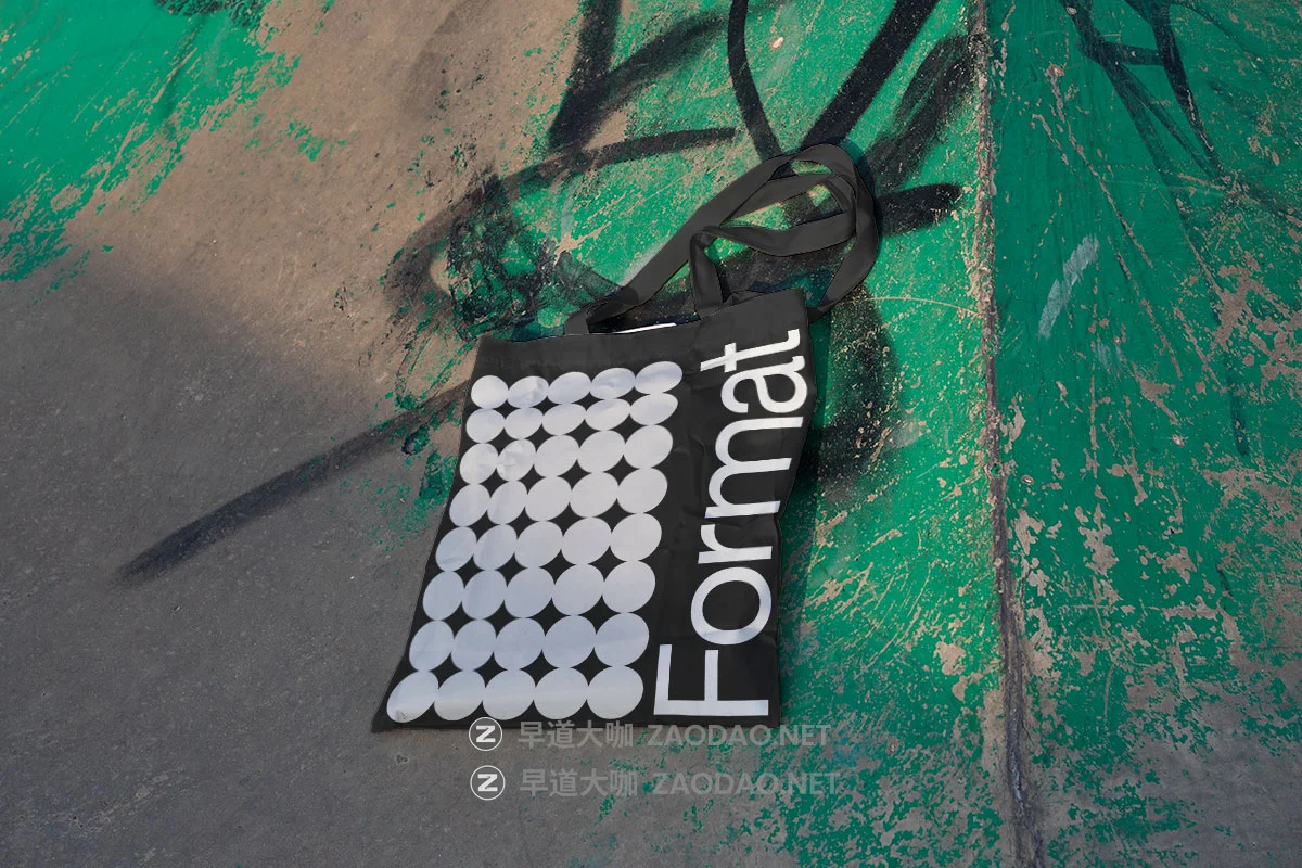 8款小众街头艺术吊旗书籍海报单页名片手提袋vi贴图psd样机设计素材 Format Mockup – BATCH 002 Collection P2插图2 8款小众街头艺术吊旗书籍海报单页名片手提袋vi贴图psd样机设计素材 Format Mockup – BATCH 002 Collection P2插图2