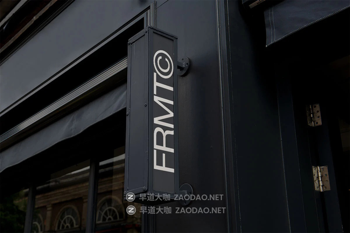 7款城市街头地铁站车站广告牌指示牌标牌海报展示效果图PSD样机模板 Format Mockup – BATCH 003 Collection P4插图2 7款城市街头地铁站车站广告牌指示牌标牌海报展示效果图PSD样机模板 Format Mockup – BATCH 003 Collection P4插图2