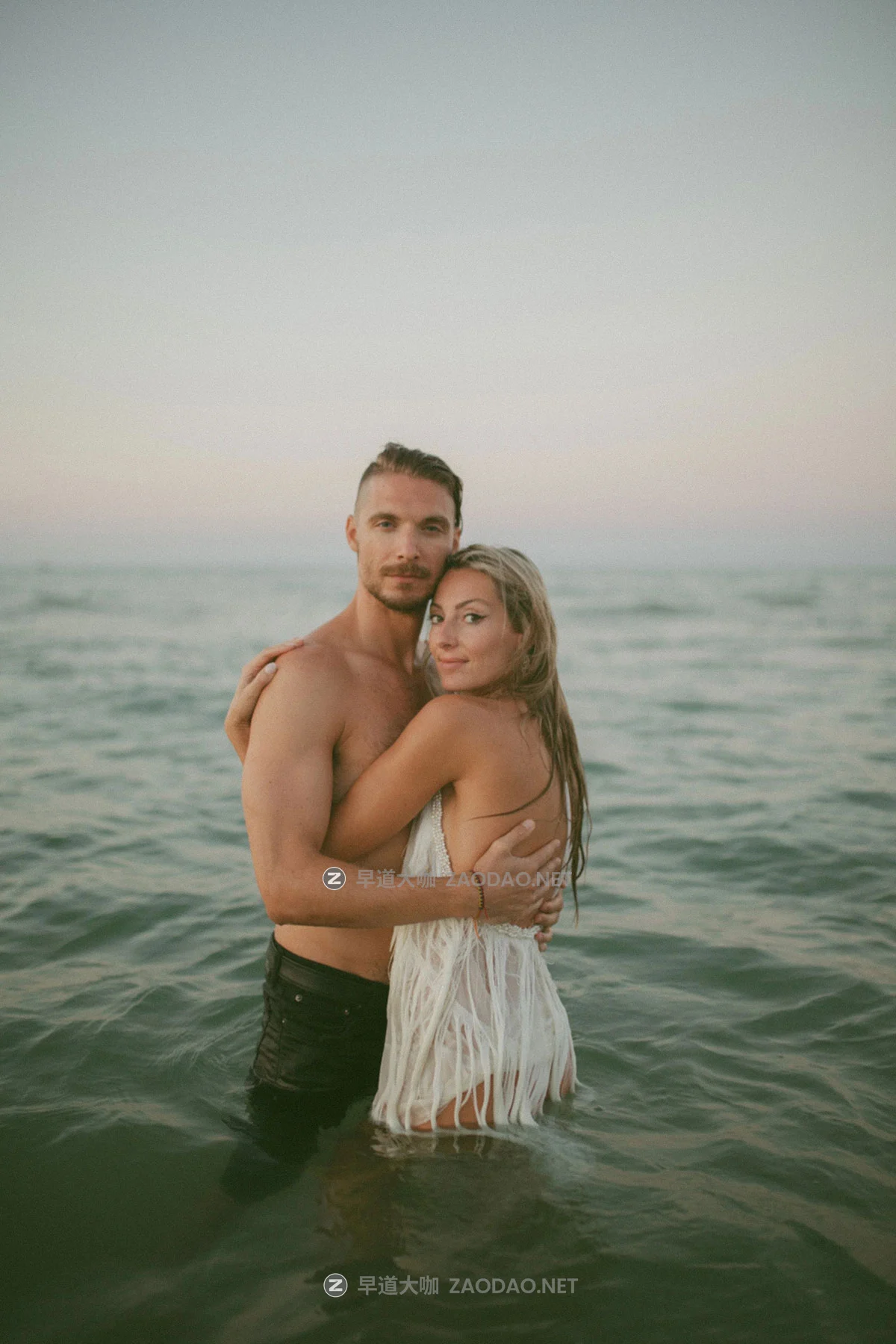 经典Lomo相机电影胶片模拟梦幻鱼眼对焦边缘光泽怀旧情侣结婚照旅拍摄影调色Lightroom预设 Archipelago Quest 49 – Lomora插图6 经典Lomo相机电影胶片模拟梦幻鱼眼对焦边缘光泽怀旧情侣结婚照旅拍摄影调色Lightroom预设 Archipelago Quest 49 – Lomora插图6