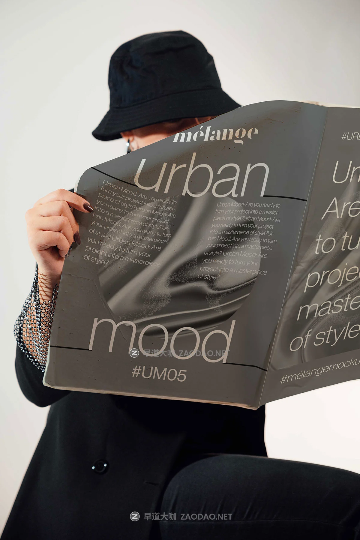 33款国外高级名牌标牌报纸海报扇子帆布袋挂绳渔夫帽手机电脑vi贴图psd样机模板 MelangeMockup – Urban Mood Mockup Collection插图21 33款国外高级名牌标牌报纸海报扇子帆布袋挂绳渔夫帽手机电脑vi贴图psd样机模板 MelangeMockup – Urban Mood Mockup Collection插图21