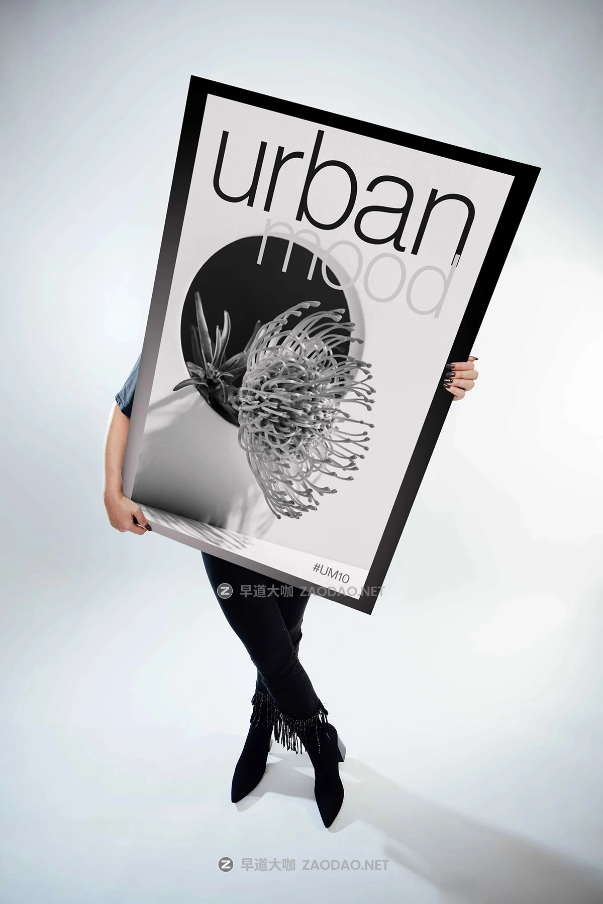 33款国外高级名牌标牌报纸海报扇子帆布袋挂绳渔夫帽手机电脑vi贴图psd样机模板 MelangeMockup – Urban Mood Mockup Collection插图26 33款国外高级名牌标牌报纸海报扇子帆布袋挂绳渔夫帽手机电脑vi贴图psd样机模板 MelangeMockup – Urban Mood Mockup Collection插图26