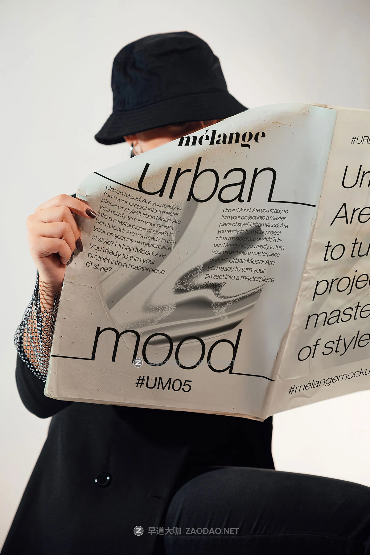 7款国外高级标牌报纸海报帆布袋挂绳渔夫帽vi贴图psd样机模板Melange Mockup – Urban Mood Mockup Collection P1插图6 7款国外高级标牌报纸海报帆布袋挂绳渔夫帽vi贴图psd样机模板Melange Mockup – Urban Mood Mockup Collection P1插图6