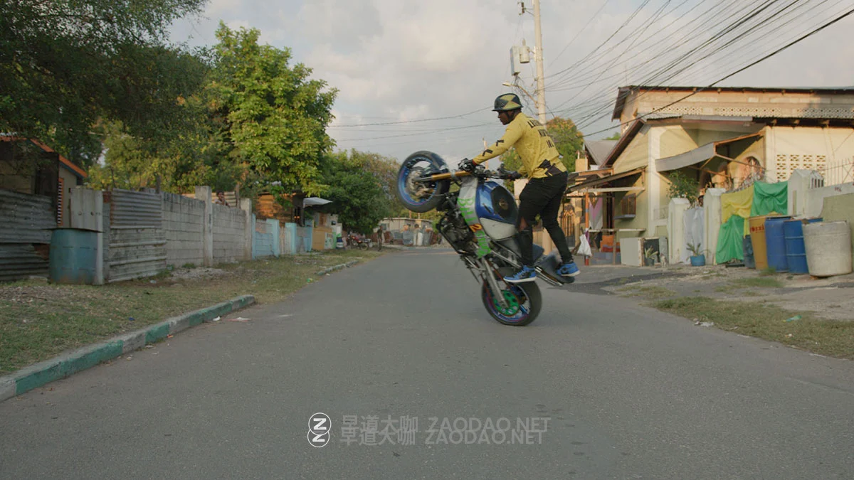 怀旧高级柯达500T胶片色彩风格化扫街旅拍视频LUT调色预设 Gamut – Cineclipse+插图11 怀旧高级柯达500T胶片色彩风格化扫街旅拍视频LUT调色预设 Gamut – Cineclipse+插图11