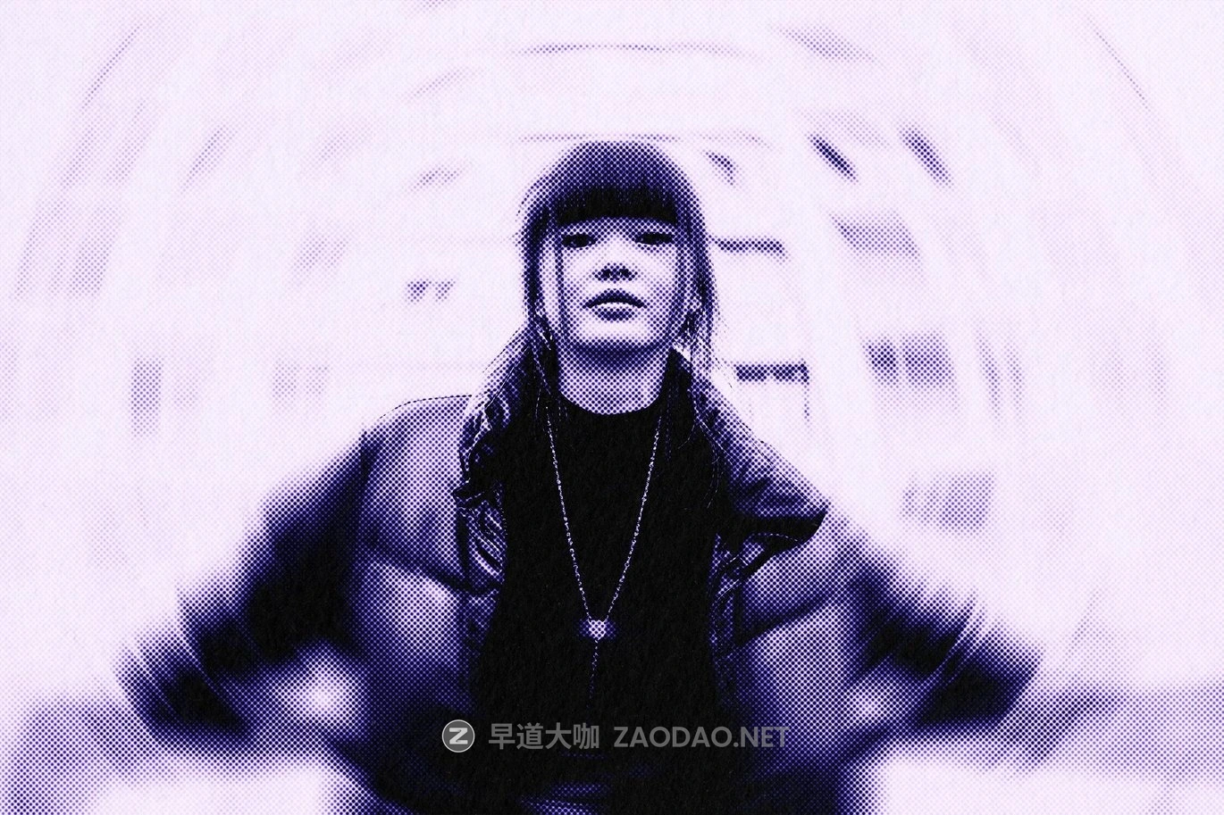 复古半调模糊照片效果ps特效滤镜样机 Spinning Halftone Photo Effect插图2 复古半调模糊照片效果ps特效滤镜样机 Spinning Halftone Photo Effect插图2