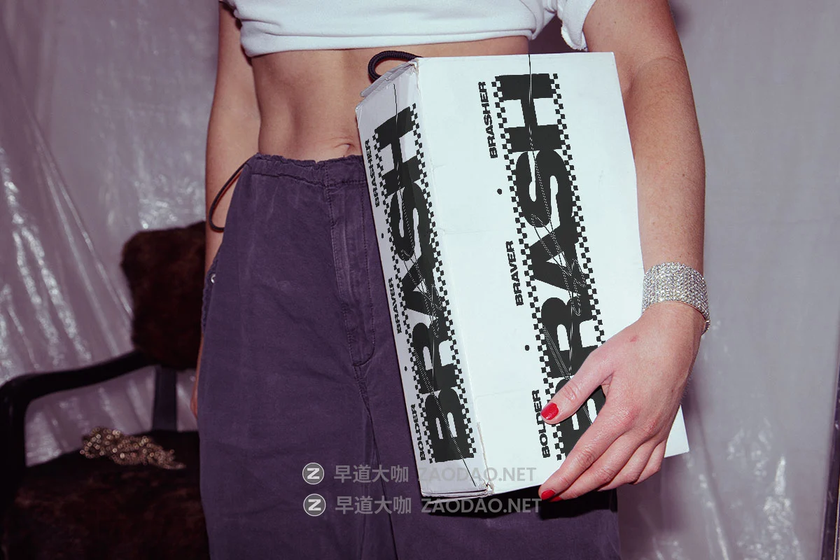 7款叛逆棉线帽T恤包装箱TV电视红酒瓶名片小众品牌vi贴图psd样机模板 Format Mockup – BRASH Collection P2插图5 7款叛逆棉线帽T恤包装箱TV电视红酒瓶名片小众品牌vi贴图psd样机模板 Format Mockup – BRASH Collection P2插图5