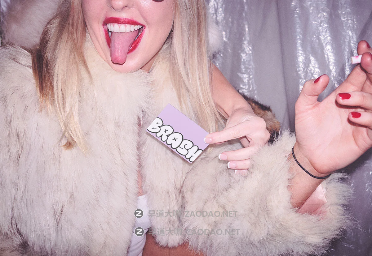 7款叛逆棉线帽T恤包装箱TV电视红酒瓶名片小众品牌vi贴图psd样机模板 Format Mockup – BRASH Collection P2插图4 7款叛逆棉线帽T恤包装箱TV电视红酒瓶名片小众品牌vi贴图psd样机模板 Format Mockup – BRASH Collection P2插图4