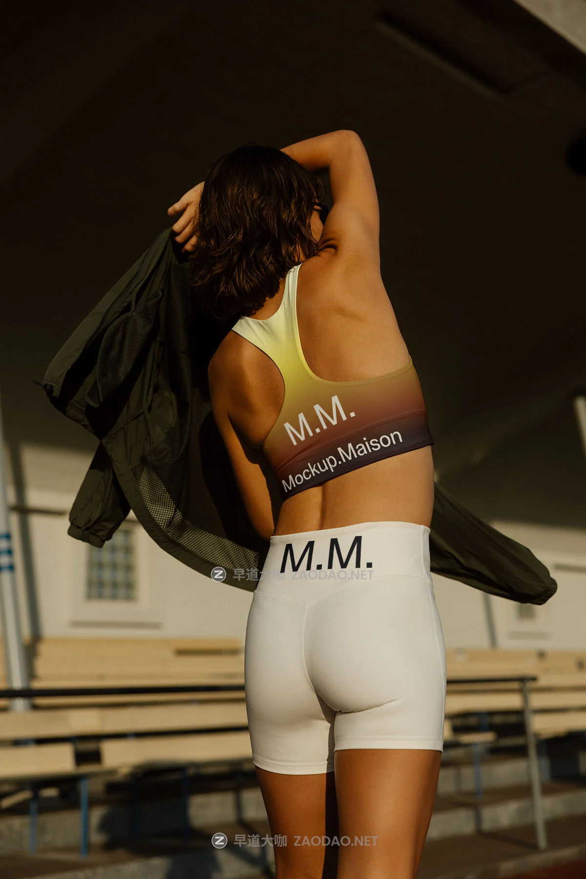 7款高级背包背心T恤毛巾iPhone手机水杯运动品牌VI设计PS贴图样机模板 Mockup.Maison – Sport Collection P5插图6 7款高级背包背心T恤毛巾iPhone手机水杯运动品牌VI设计PS贴图样机模板 Mockup.Maison – Sport Collection P5插图6