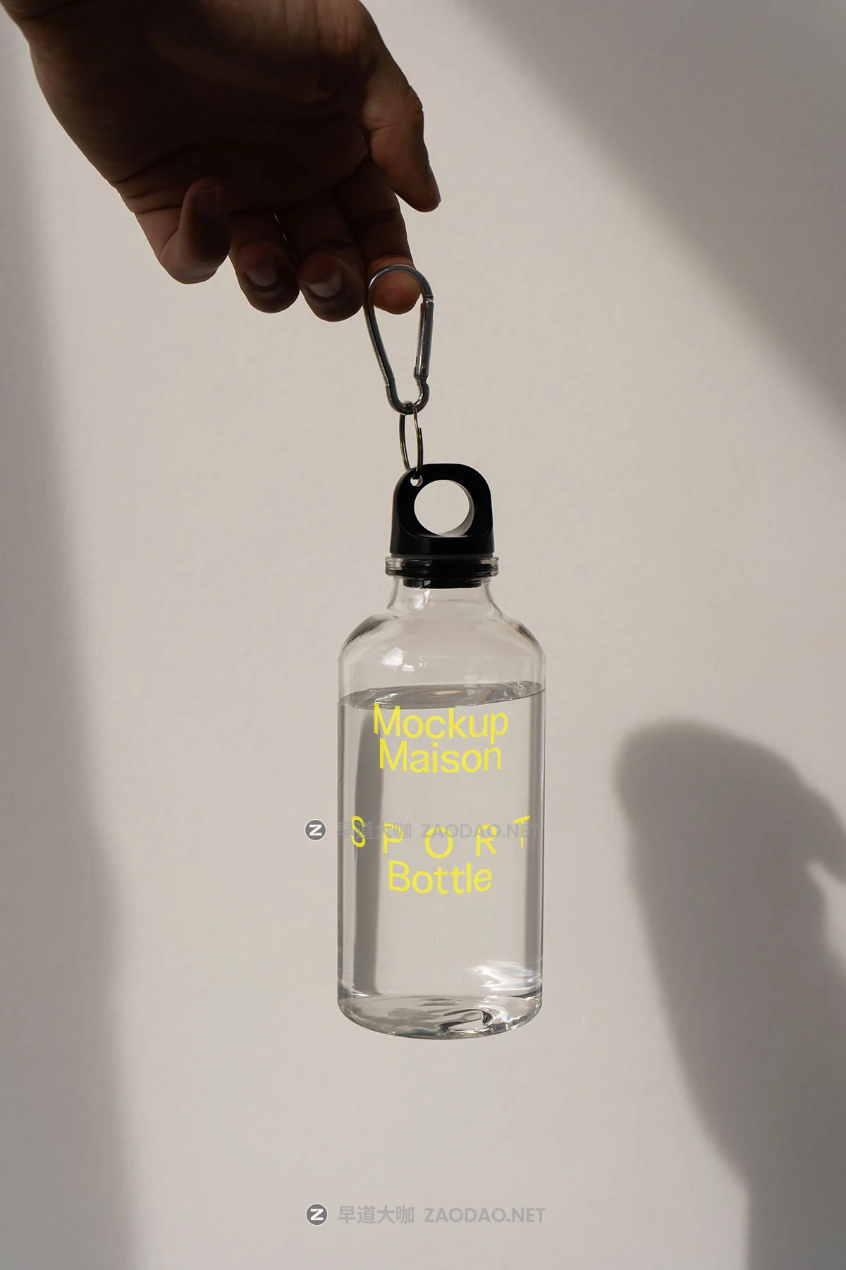 7款高级背包背心T恤毛巾iPhone手机水杯运动品牌VI设计PS贴图样机模板 Mockup.Maison – Sport Collection P5插图5 7款高级背包背心T恤毛巾iPhone手机水杯运动品牌VI设计PS贴图样机模板 Mockup.Maison – Sport Collection P5插图5