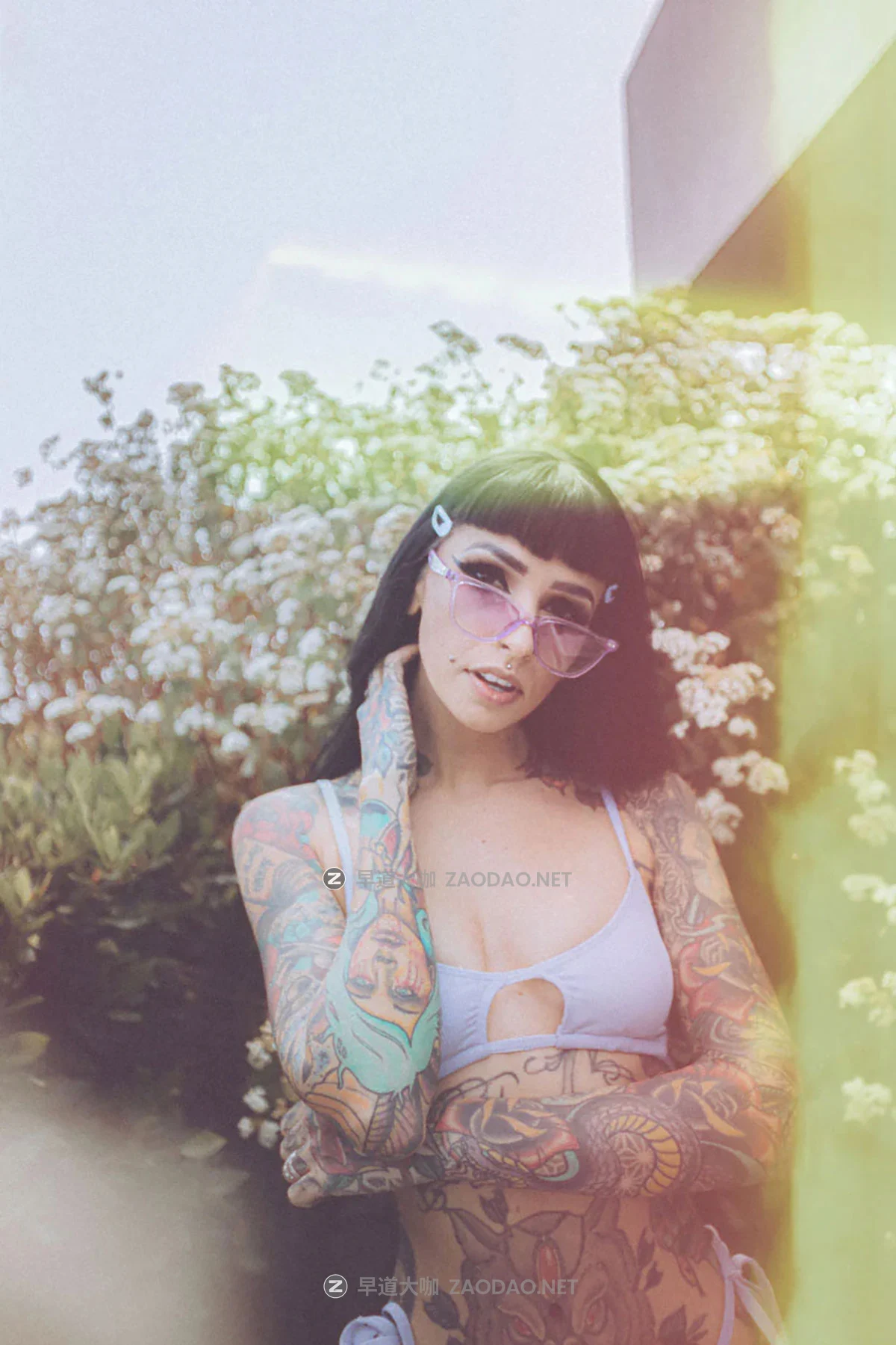 100+款迷幻6K高清灰尘杂点彩色胶片灼伤烧灼漏光光斑视频剪辑叠加效果素材 Sickboat – Color Photo Film Burn Images + Light Leaks (6K)插图26 100+款迷幻6K高清灰尘杂点彩色胶片灼伤烧灼漏光光斑视频剪辑叠加效果素材 Sickboat – Color Photo Film Burn Images + Light Leaks (6K)插图26