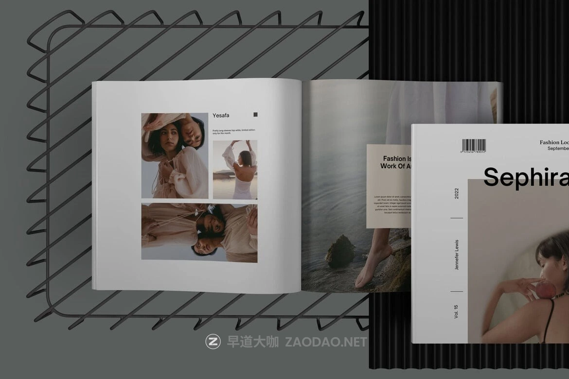 3款方形画册杂志书籍设计展示效果图ps贴图样机mockup模板素材 Square Magazine Mockup插图1 3款方形画册杂志书籍设计展示效果图ps贴图样机mockup模板素材 Square Magazine Mockup插图1