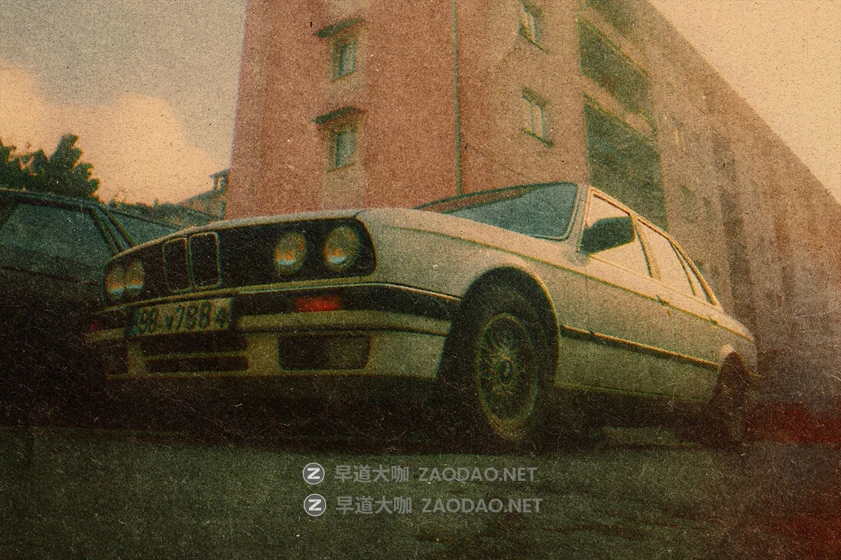 复古做旧杂点灰尘划痕怀旧颗粒纸张磨损照片修图ps特效滤镜插件样机 Vintage Printed Vibe Effect插图5 复古做旧杂点灰尘划痕怀旧颗粒纸张磨损照片修图ps特效滤镜插件样机 Vintage Printed Vibe Effect插图5