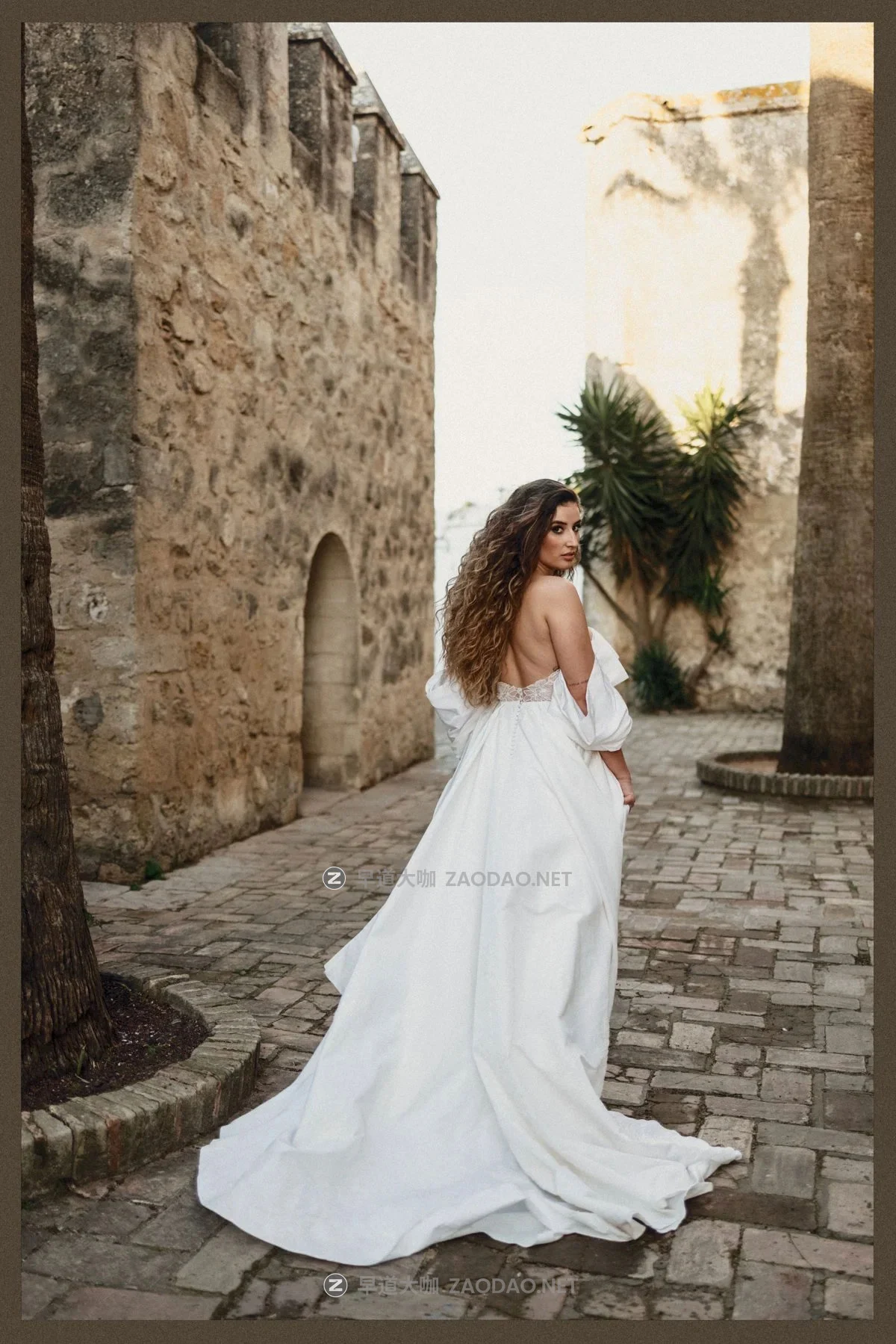 高级国外风RGB三原色琥珀橙森林绿风暴蓝户外结婚照人像摄影调色LR预设 Archipelago Quest 56 – RGB插图7 高级国外风RGB三原色琥珀橙森林绿风暴蓝户外结婚照人像摄影调色LR预设 Archipelago Quest 56 – RGB插图7