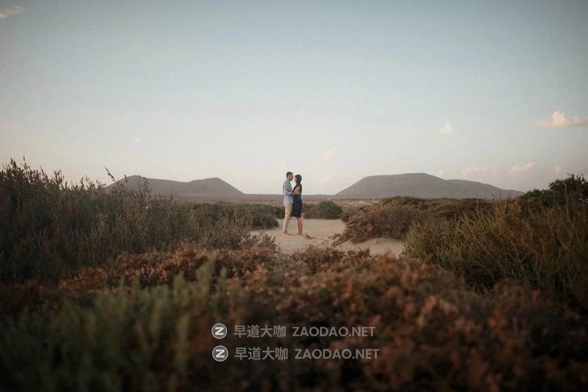 高级国外风RGB三原色琥珀橙森林绿风暴蓝户外结婚照人像摄影调色LR预设 Archipelago Quest 56 – RGB插图11 高级国外风RGB三原色琥珀橙森林绿风暴蓝户外结婚照人像摄影调色LR预设 Archipelago Quest 56 – RGB插图11