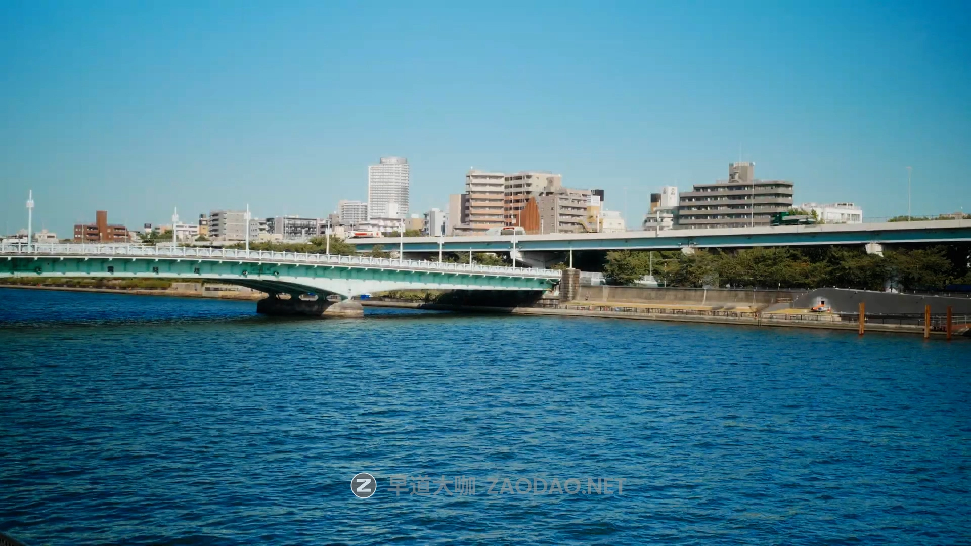 高级电影感旅拍广告短片人文扫街Vlog视频达芬奇调色节点Powergrade预设插图2 高级电影感旅拍广告短片人文扫街Vlog视频达芬奇调色节点Powergrade预设插图2
