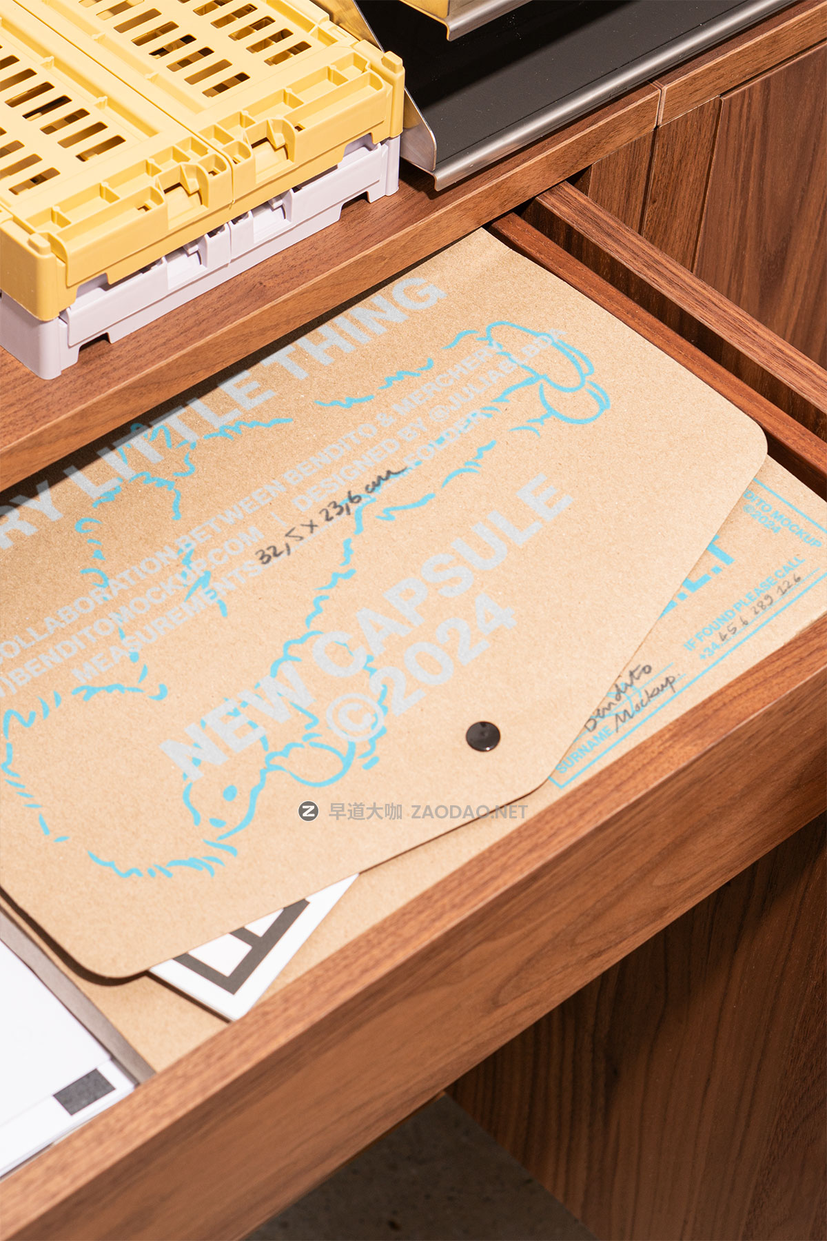 6款高级卫衣保温水杯画册信封文件夹品牌VI设计PS展示效果图样机模板 Bendito Mockup – Every Little Thing P6插图6 6款高级卫衣保温水杯画册信封文件夹品牌VI设计PS展示效果图样机模板 Bendito Mockup – Every Little Thing P6插图6