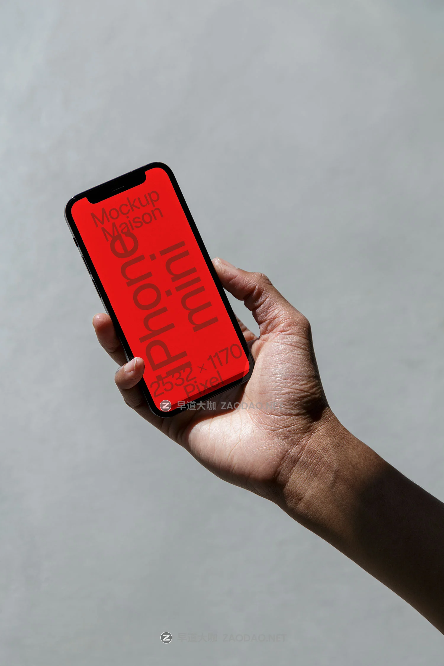 8款小众iPhone手机海报广告牌名片T恤画册作品集贴图ps效果图样机mockup模板素材 Mockup.Maison – E Collection P5插图3 8款小众iPhone手机海报广告牌名片T恤画册作品集贴图ps效果图样机mockup模板素材 Mockup.Maison – E Collection P5插图3