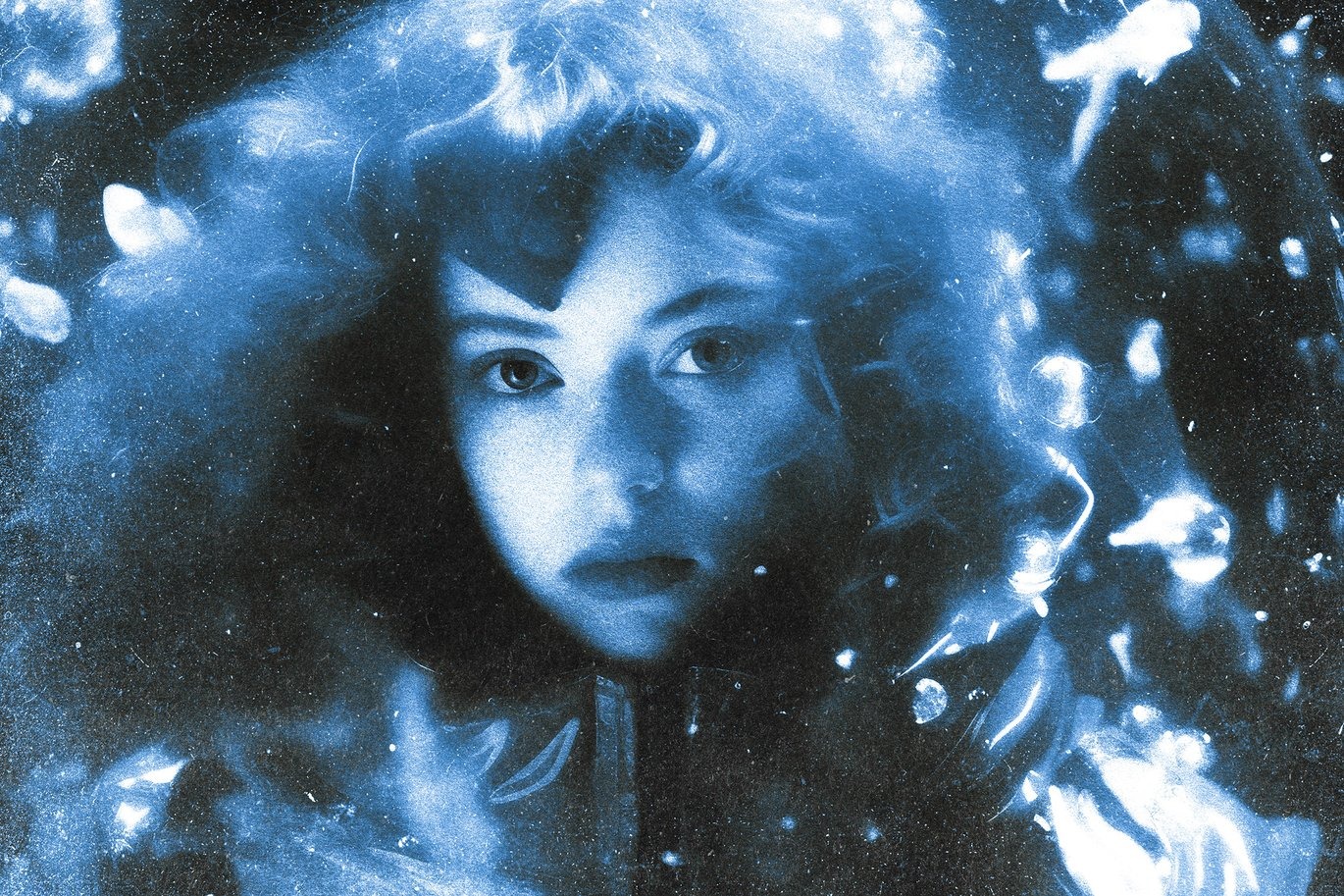 复古颗粒赛博朋克霓虹光海报照片效果ps特效滤镜样机 Vintage Neon Glow Photo Effect插图3 复古颗粒赛博朋克霓虹光海报照片效果ps特效滤镜样机 Vintage Neon Glow Photo Effect插图3